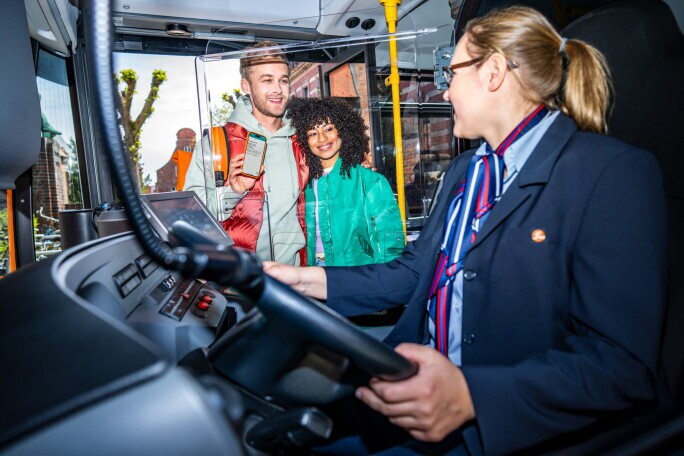 Ausbildung zur Fachkraft im Fahrbetrieb 2025, 1. Bild